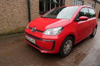 Volkswagen Up 1.0 BMT Move up picture 1