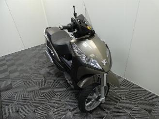 danneggiata scooter Peugeot  GEOPOLIS 300 2012/11