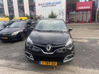danneggiata veicoli commerciali Renault Captur Captur (2R), SUV, 2013 1.2 TCE 16V EDC 2014/1