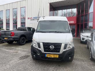 damaged commercial vehicles Nissan Nv400 2.3DCI 2015/1