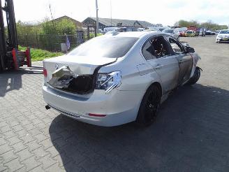 skadebil auto BMW 3-serie 320d 2013/9