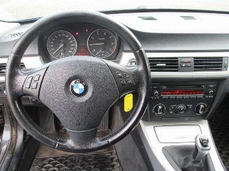 BMW 3-serie 318I TOURING picture 11