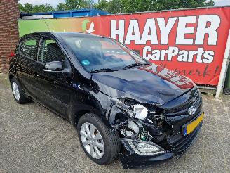 skadebil auto Hyundai I-20 1.2 i deal 2014/1