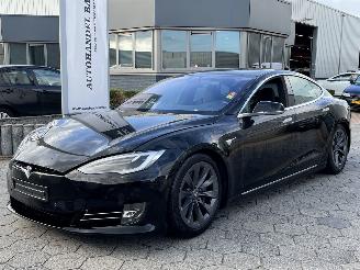 rozbiórka samochody osobowe Tesla Model S 75D 4WD AUTOMAAT 2019/4