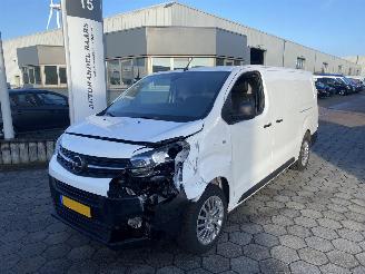 uszkodzony samochody osobowe Opel Vivaro 2.0 CDTI autom. L2H1 2020/11