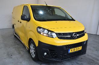 krockskadad bil bedrijf Opel Vivaro 1.5 CDTI L2H1 Edit. 2021/1