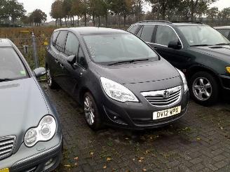 Voiture accidenté Opel Meriva B 1.4 16v 2013/1