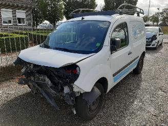damaged commercial vehicles Renault Kangoo 1.5 DCI 55KW 2012/4