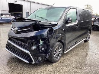 damaged passenger cars Toyota ProAce ProAce, Van, 2016 2.0 D-4D 140 16V 2022/10