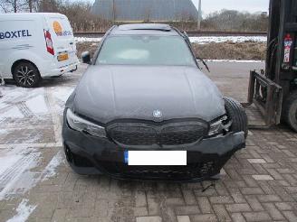 Vaurioauto  passenger cars BMW 3-serie 320 M 2021/1