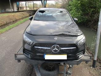 skadebil auto Mercedes A-klasse  2019/1
