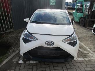 uszkodzony samochody osobowe Toyota Aygo  2019/1