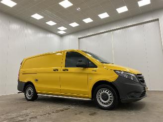 Vaurioauto  commercial vehicles Mercedes Vito e-Vito lang 41kWh Navi Airco 2020/11