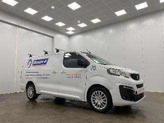 Vaurioauto  commercial vehicles Peugeot Expert 2.0 BlueHDI L2 Navi Airco 2023/8