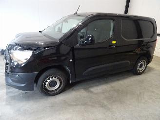 Démontage voiture Opel Combo 1.5 HDI 2021/9