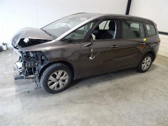 Damaged car Citroën C4-picasso 1.6 HDI 2016/3