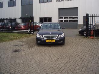 krockskadad bil bedrijf Mercedes E-klasse E 212 220 CDI 2010/1