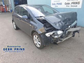 Damaged car Opel Corsa Corsa D, Hatchback, 2006 / 2014 1.4 16V Twinport 2010/4
