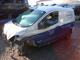 damaged passenger cars Ford Transit Connect  2022/1