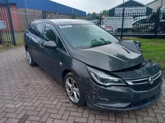 Vaurioauto  passenger cars Opel Astra Astra K Sports Tourer, Combi, 2015 / 2022 1.6 CDTI 110 16V 2016/8
