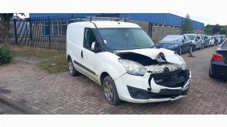 Vaurioauto  passenger cars Opel Combo Combo, Van, 2012 / 2018 1.3 CDTI 16V ecoFlex 2014/6