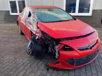 skadebil auto Opel Astra Astra J GTC (PD2/PF2), Hatchback 3-drs, 2011 / 2018 2.0 CDTI 16V ecoFLEX 2012/10