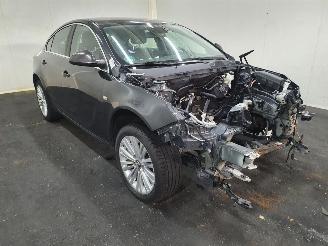 Voiture accidenté Opel Insignia 1.4 Turbo EcoF. Bns+ 2012/10