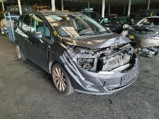 rozbiórka samochody osobowe Opel Meriva 1.4 Turbo Cosmo 2012/6