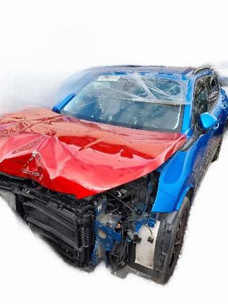uszkodzony samochody osobowe Peugeot 2008 Allure 2020/1