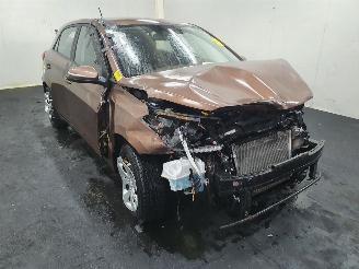 škoda osobní automobily Hyundai I-10 C14A 2015/12