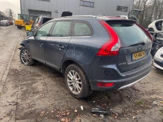 uszkodzony samochody osobowe Volvo Xc-60 XC60 I (DZ), SUV, 2008 / 2017 2.4 D5 20V AWD 2008/11
