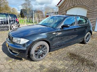BMW 1-serie 116 i business line picture 1
