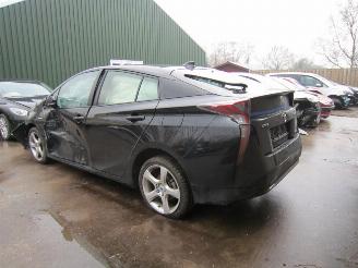 disassembly passenger cars Toyota Prius  2016/7