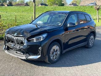 Coche accidentado BMW iX1 xDrive30 / Pack Premium / With Heated Sport Seats & Driving Assistant Plus 2023/3