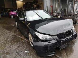 damaged passenger cars BMW 5-serie 5 serie (E60), Sedan, 2003 / 2010 525d 24V 2006/3