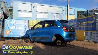 Vaurioauto  passenger cars Renault Twingo Twingo III (AH), Hatchback 5-drs, 2014 1.0 SCe 70 12V 2014/12