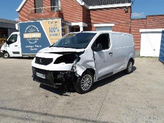 Damaged car Peugeot Expert  2022/11