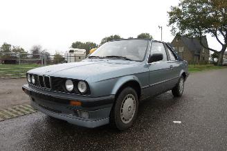 Vrakbiler auto BMW 3-serie 318 I BAUR TC 1987/12