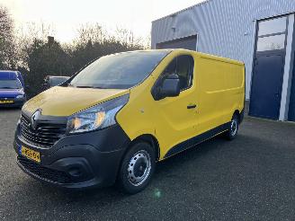 Vaurioauto  commercial vehicles Renault Trafic 1.6 dCi T29 L2H1 Comfort Energy, airco 2017/1