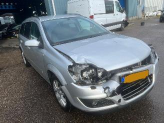 Opel Astra Wagon 1.8 AUTOMAAT Temptation BJ 2007 98734 KM picture 5