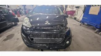 uszkodzony samochody ciężarowe Peugeot 107 107, Hatchback, 2005 / 2014 1.0 12V 2013/1