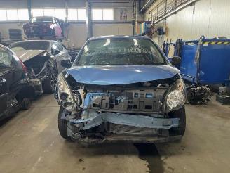 škoda nákladních automobilů Renault Twingo Twingo II (CN), Hatchback 3-drs, 2007 / 2014 1.2 16V 2011/3