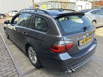 BMW 3-serie 320 D picture 4