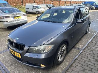 BMW 3-serie 320 D picture 3