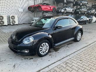 Voiture accidenté Volkswagen Beetle 1.6 TDI 2012/2