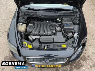 Volvo S-40 2.4 Automaat Leer Climate Cruise picture 10