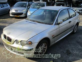 damaged passenger cars BMW 3-serie 3 serie Compact (E46/5) Hatchback 316ti 16V (N42-B18A) [85kW]  (06-200=
1/02-2005) 2002