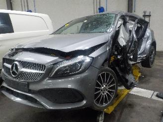 damaged passenger cars Mercedes A-klasse A (W176) Hatchback 1.6 A-180 16V (M270.910) [90kW]  (09-2012/05-2018) 2018