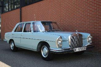 begagnad bil auto Mercedes  W108 250SE SE NIEUWSTAAT GERESTAUREERD TOP! 1968/5
