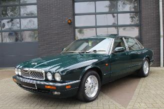 krockskadad bil auto Jaguar Xj-6 4.0 Sovereign LONG WHEELBASE! ORIGINAL CONDITION 1995/7